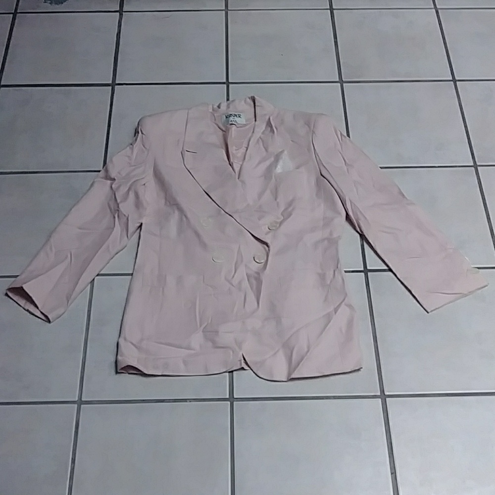 5 for $10 80s Vintage Pink and White Blazer